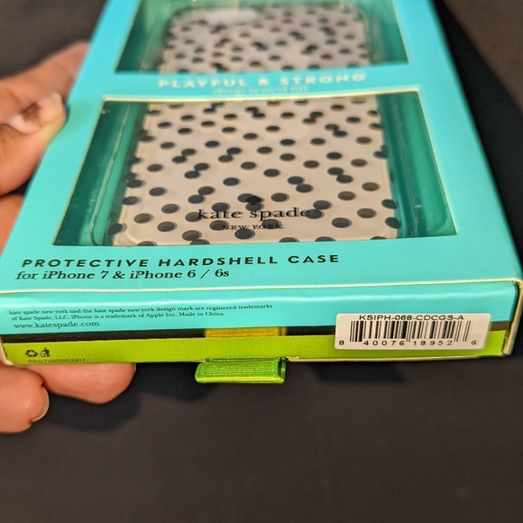 Kate Spade Hardshell Protective Case For iPhone 7 iPhone 6/6s Confetti Dots. New - Picture 3 of 3